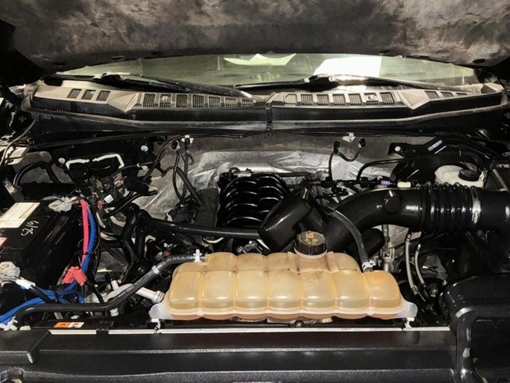 2017-ford-f-150-p/u-image-11