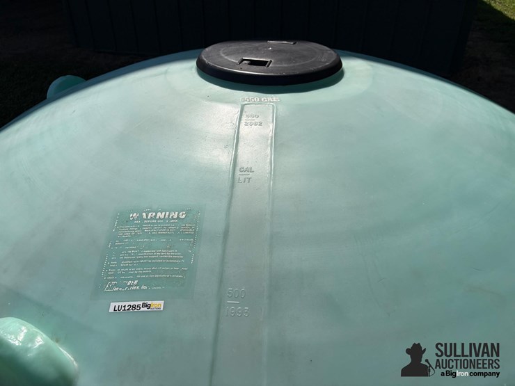 snyder-industries-550-gal-poly-tank-image-12