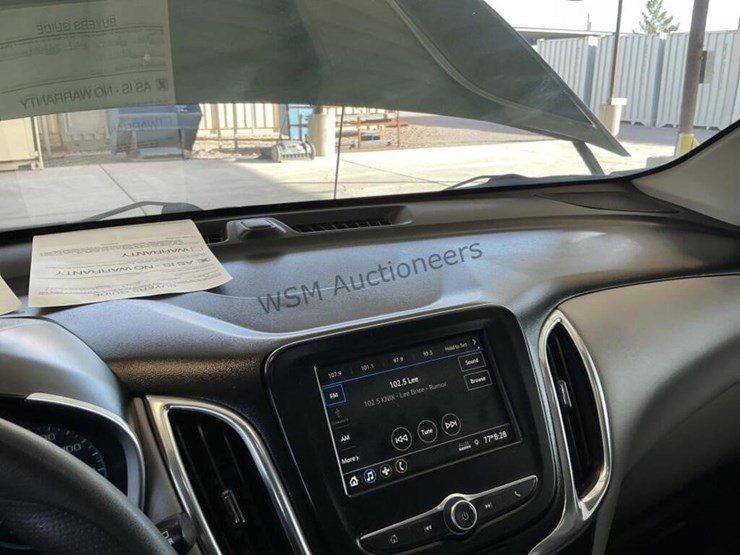 2019-chevrolet-equinox-ls-suv-image-18