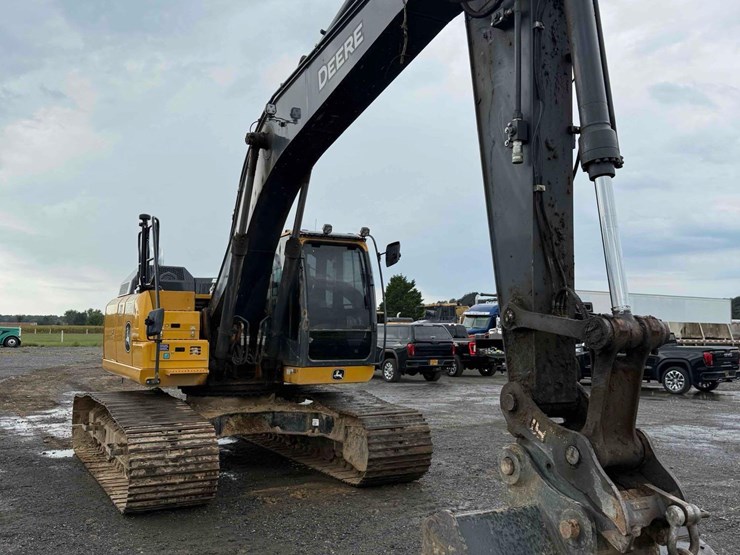 2022-deere-210g-lc-excavator-*unit-is-located-in-delmar-delaware*-image-3