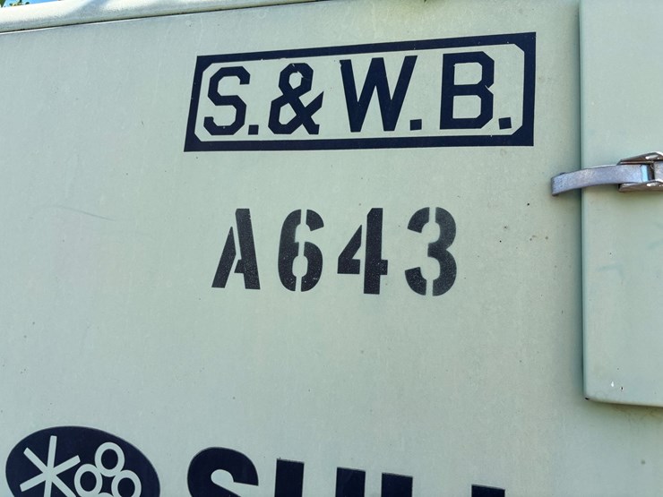 #33-•-sullair-185-portable-rotary-screw-air-compressor-image-7