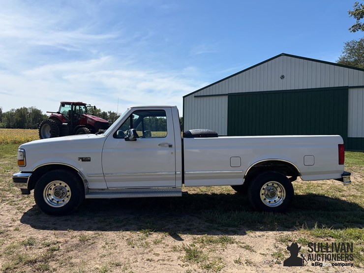 1996-ford-f-150-xlt-single-cab-2wd-pickup-image-8