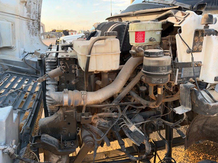 2007-chevrolet-kodiak-c5500-pole-truck-w/-rufnek-winch-image-6