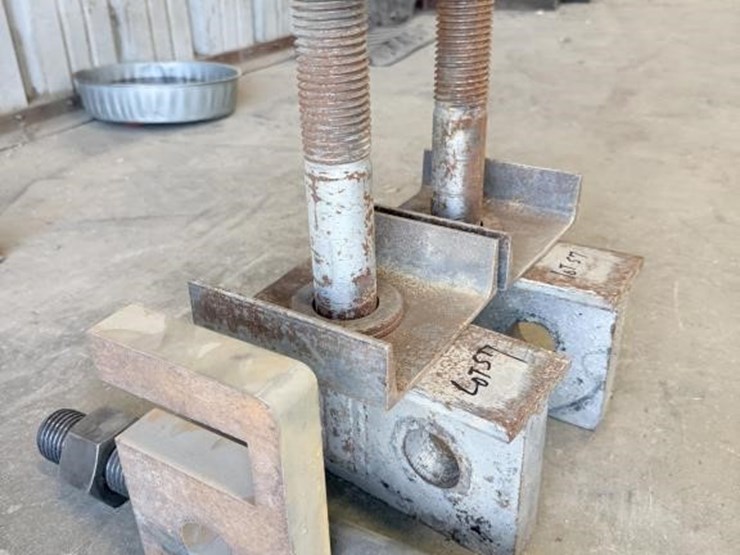 custom-hd-lifting-eye-image-2
