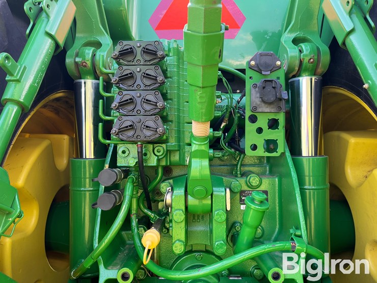 2008-john-deere-8330-mfwd-tractor-image-19