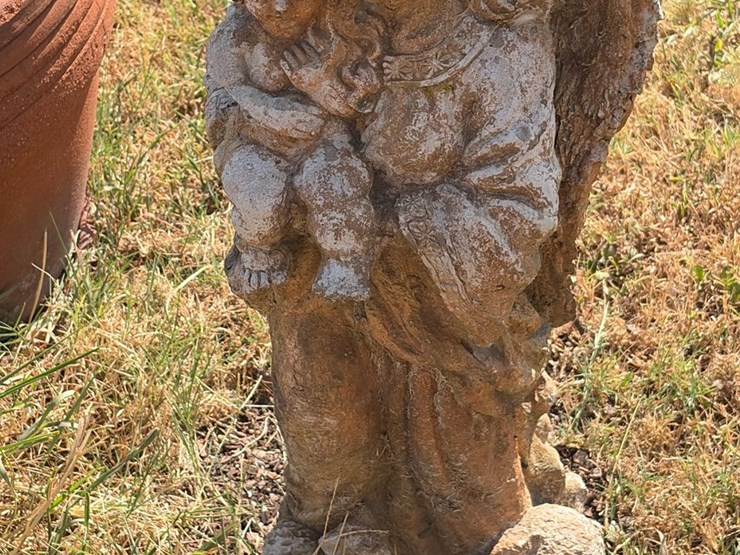 #25-•-concrete-angel-with-baby-statue-26”-image-2