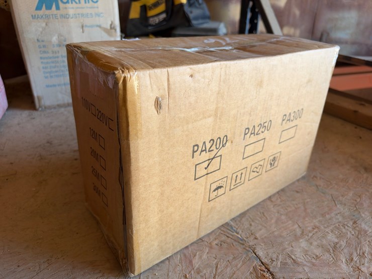 #1176-•-landhonor-400-lbs-lift-electric-hoist-image-4