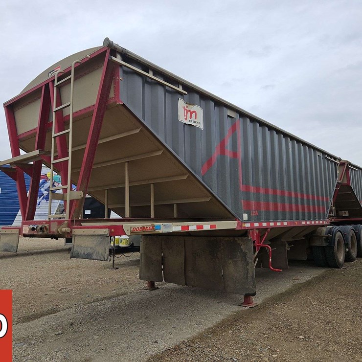 2024 Doepker Grain Super B Bulk Trailer