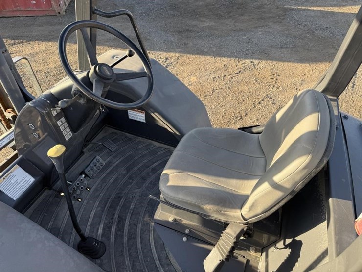 2019-case-588h-rough-terrain-forklift-image-7