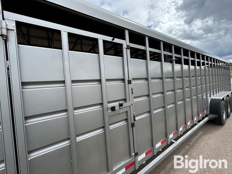 2019-travalong-40'-tri/a-gooseneck-livestock-trailer-image-14