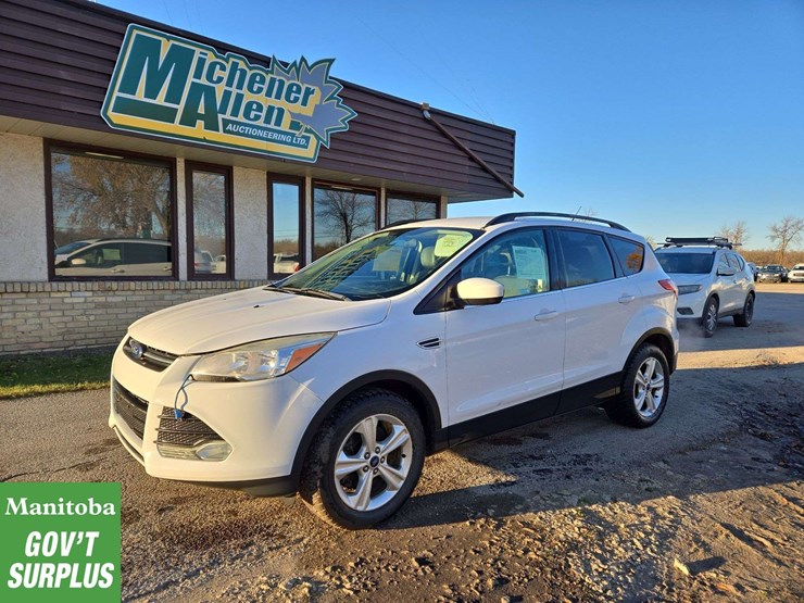 2014-ford-escape-image-1