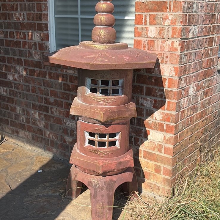 #23 • Temple garden decorative light Oriental 58 inches high