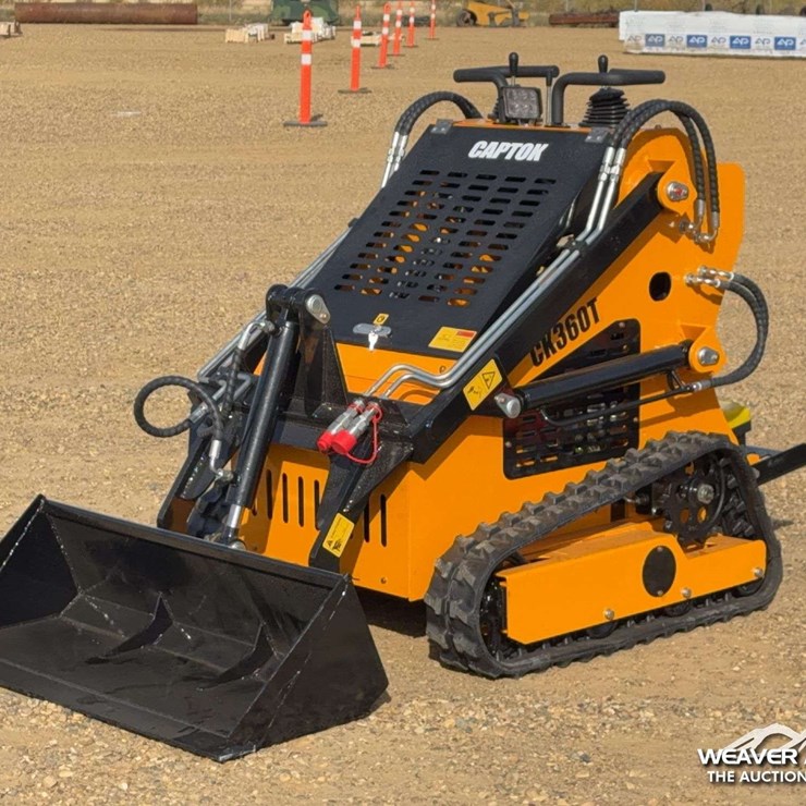 2026 Captok Skid Steer Loader