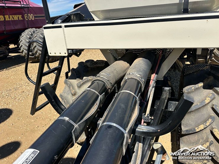 2011-bourgault-3310-55-55-ft.-seeder-image-63