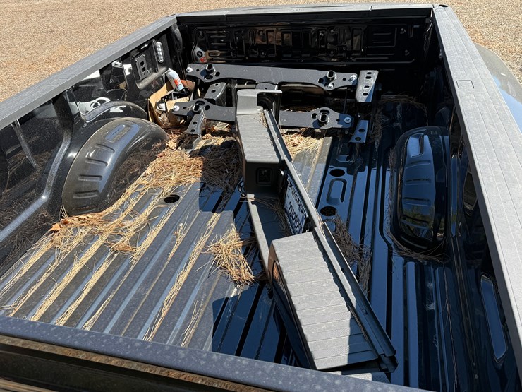 2026-ford-8-ft.-f-450-pickup-bed-image-6
