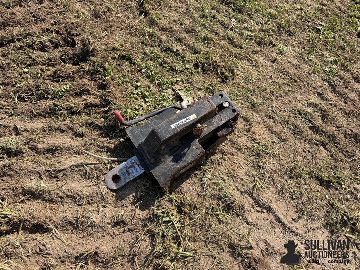 spring-loaded-reese-receiver-cushion-hitch-image-1