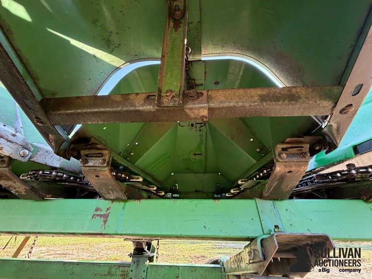 john-deere-644-6r36"-corn-head-w/unverferth-ht25-cart-image-19