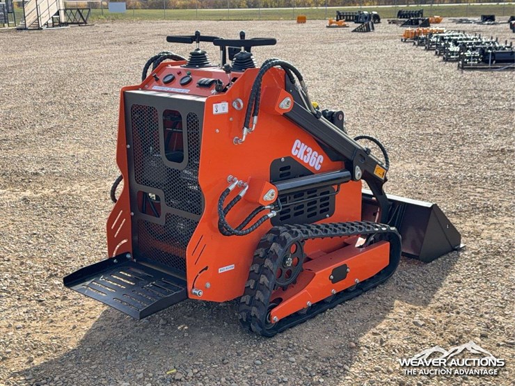 2026-captok-skid-steer-loader-image-3