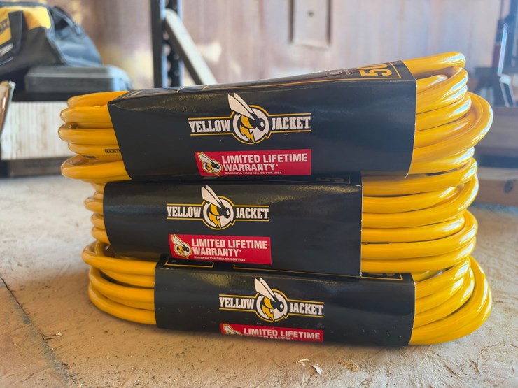 #1151-•-(3)-50-ft-extension-cords-image-2