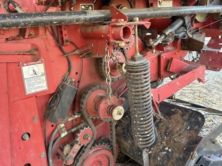 case-ih-rbx453-image-11