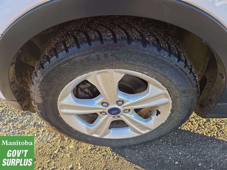 2014-ford-escape-image-13