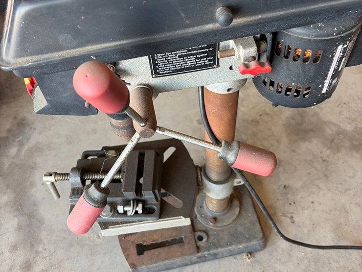 #42-•-craftsman-9-inch-drill-press-with-machine-vice-image-4