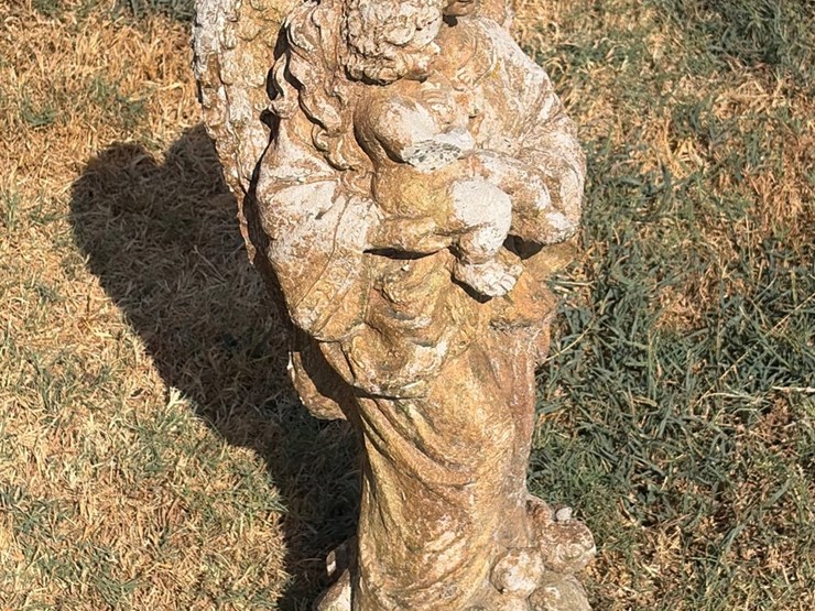 #25-•-concrete-angel-with-baby-statue-26”-image-5