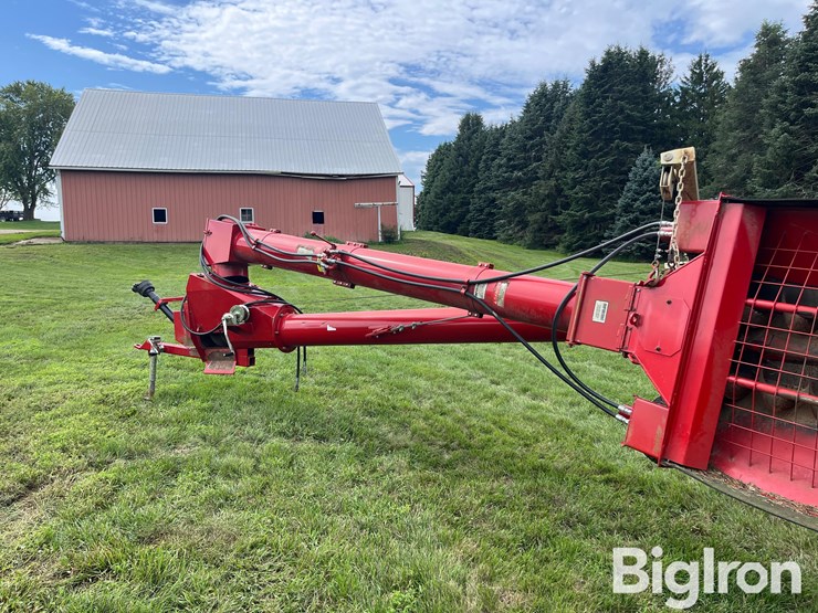 buhler\-farm-king-1070-swing-away-auger-image-19