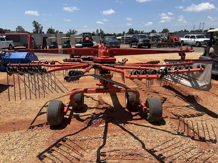 #184-•-kuhn-ga4220-th-masterdrive-rotary-rake-image-5