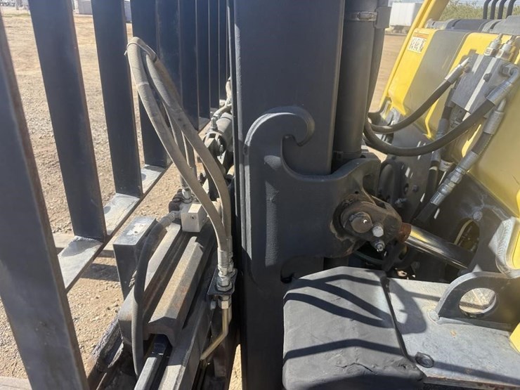 hyster-h80ft-forklift-image-38