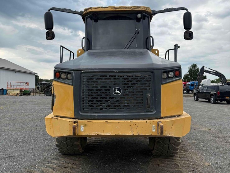 2017-deere-310e-haul-truck-*unit-is-located-in-delmar-delaware*-image-2