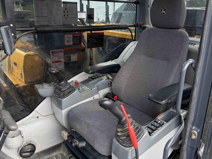 2022-deere-210g-lc-excavator-*unit-is-located-in-delmar-delaware*-image-17