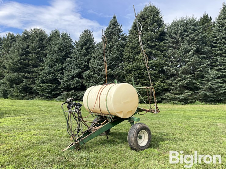 300-gal-pull-type-sprayer-image-1