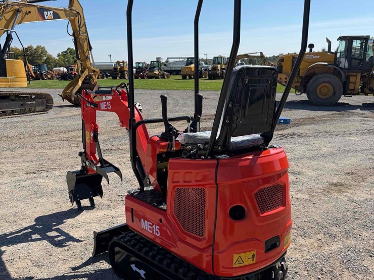 unused-me15-mini-excavator-image-4
