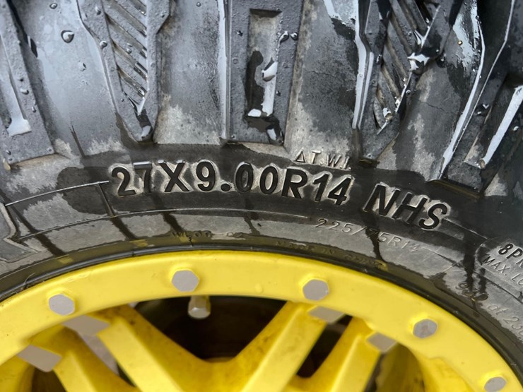 john-deere-gator-image-10