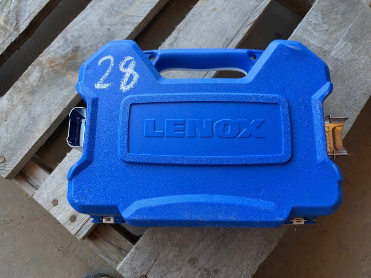 #28-•-lenox-9-pc-electricians-hole-saw-kit-image-3