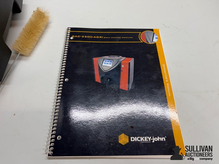 dickey-john-gac-2500-agri-grain-moisture-tester-image-13