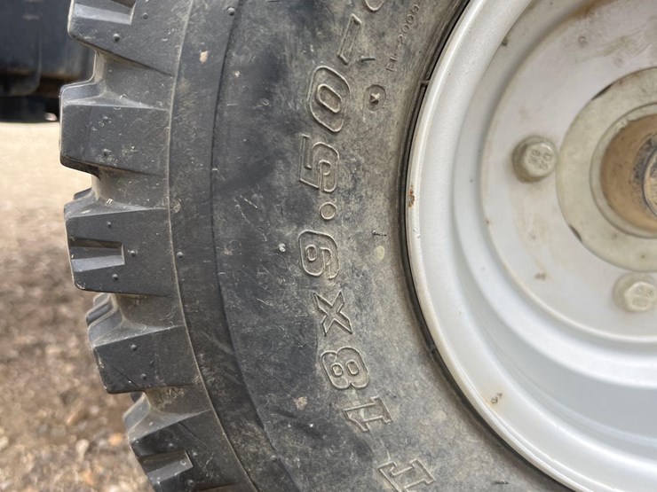 2015-polaris-outlaw-110-image-9