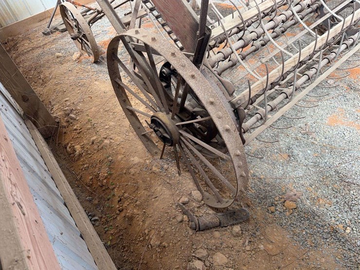 john-deere-single-cylinder-hay-stacker-image-6