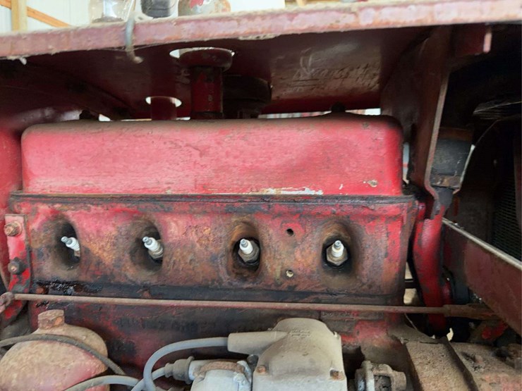 mccormick-56-t-square-baler-image-37