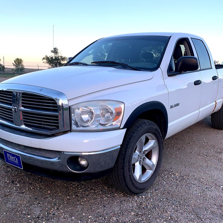 2008 DODGE 1500