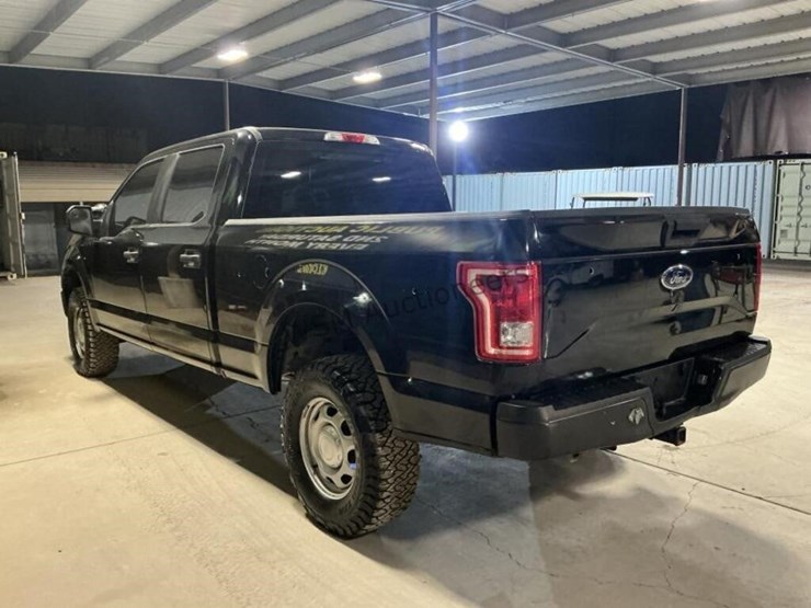 2017-ford-f-150-p/u-image-5