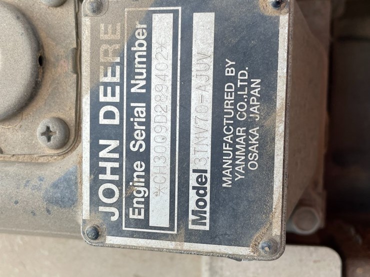 #1057-•-john-deere-diesel-4-x-4-gator-image-38
