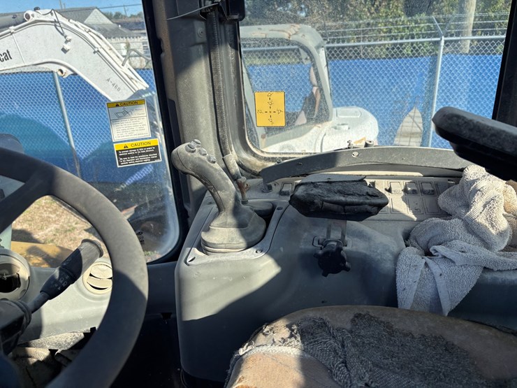 #7-•-doosan-dl250-articulated-wheel-loader-image-16