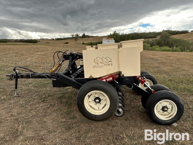 truax-flxii-812rt-drill-seeder-image-8