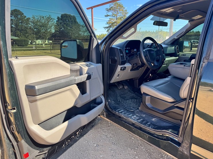 #9021-•-2019-ford-f-150-xl-image-10