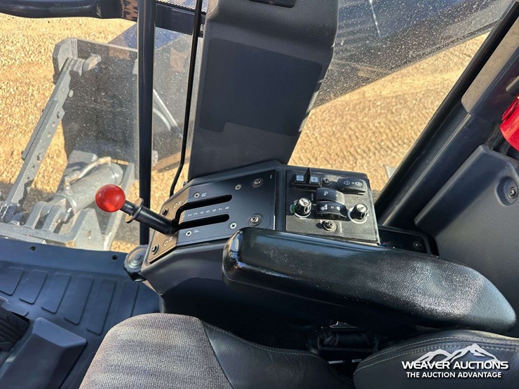 2011-john-deere-772g-awd-motor-grader-image-75