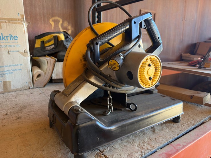 #1171-•-dewalt-14"-chop-saw-image-3