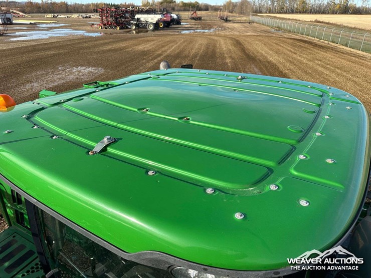 2014-john-deere-r4030-4x4-high-clearance-self-propelled-sprayer-image-93