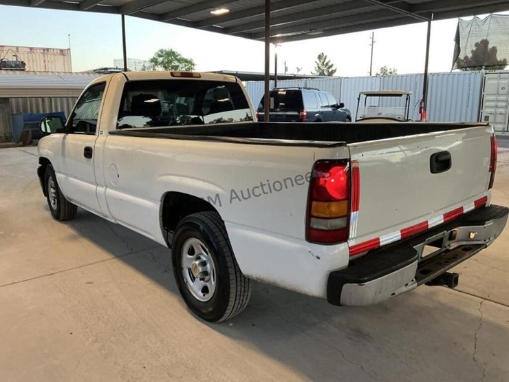 2000-chevrolet-silverado-1500-p/u-image-5